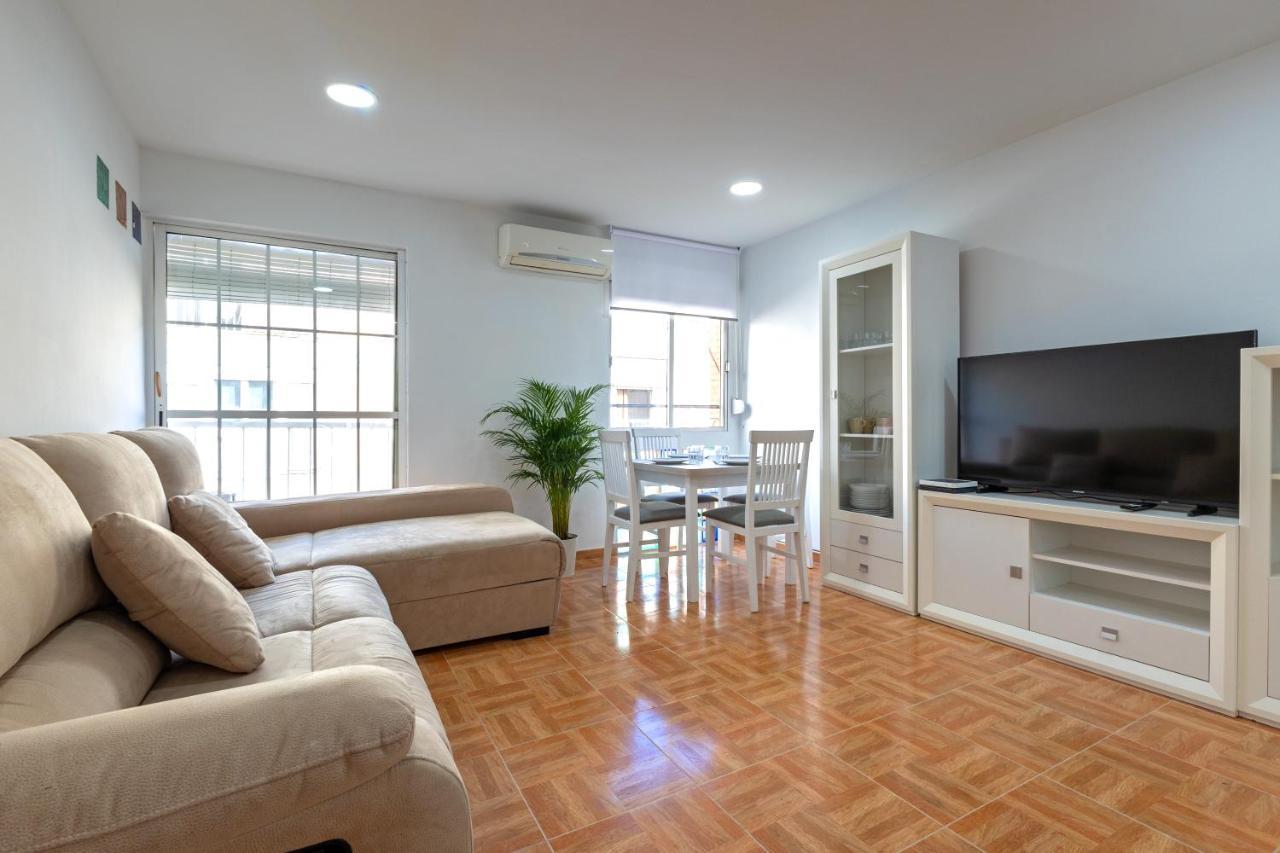 Charming 2 Bedroom Apartment At Triana Center By Oui Seville Sevilha Exterior foto