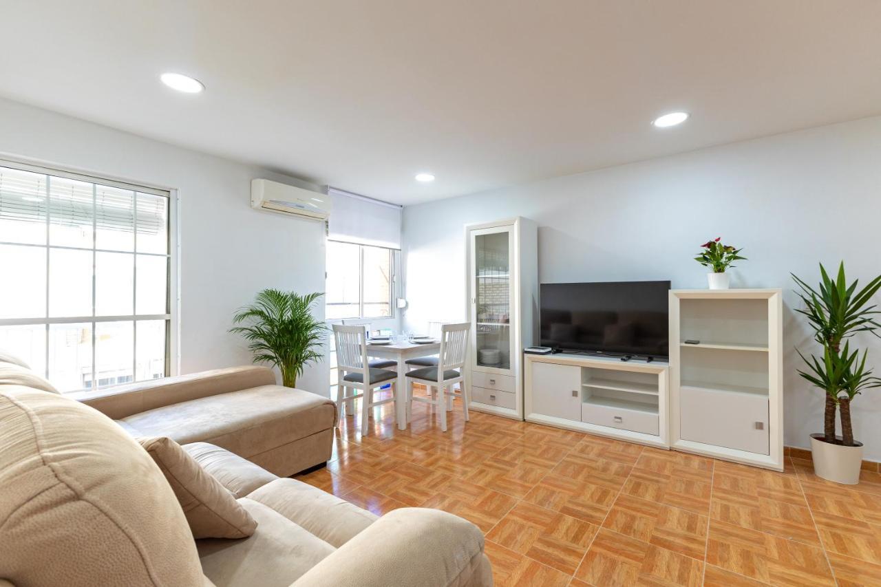 Charming 2 Bedroom Apartment At Triana Center By Oui Seville Sevilha Exterior foto