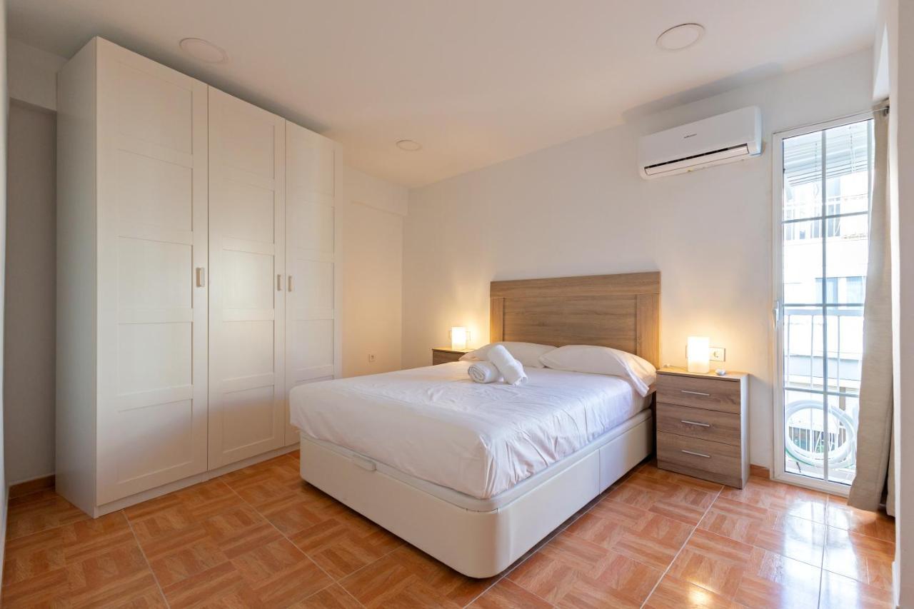 Charming 2 Bedroom Apartment At Triana Center By Oui Seville Sevilha Exterior foto