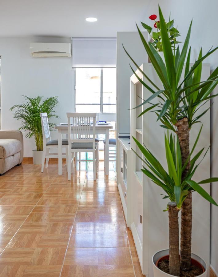 Charming 2 Bedroom Apartment At Triana Center By Oui Seville Sevilha Exterior foto