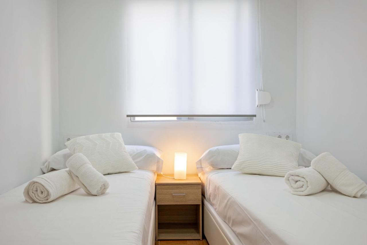 Charming 2 Bedroom Apartment At Triana Center By Oui Seville Sevilha Exterior foto